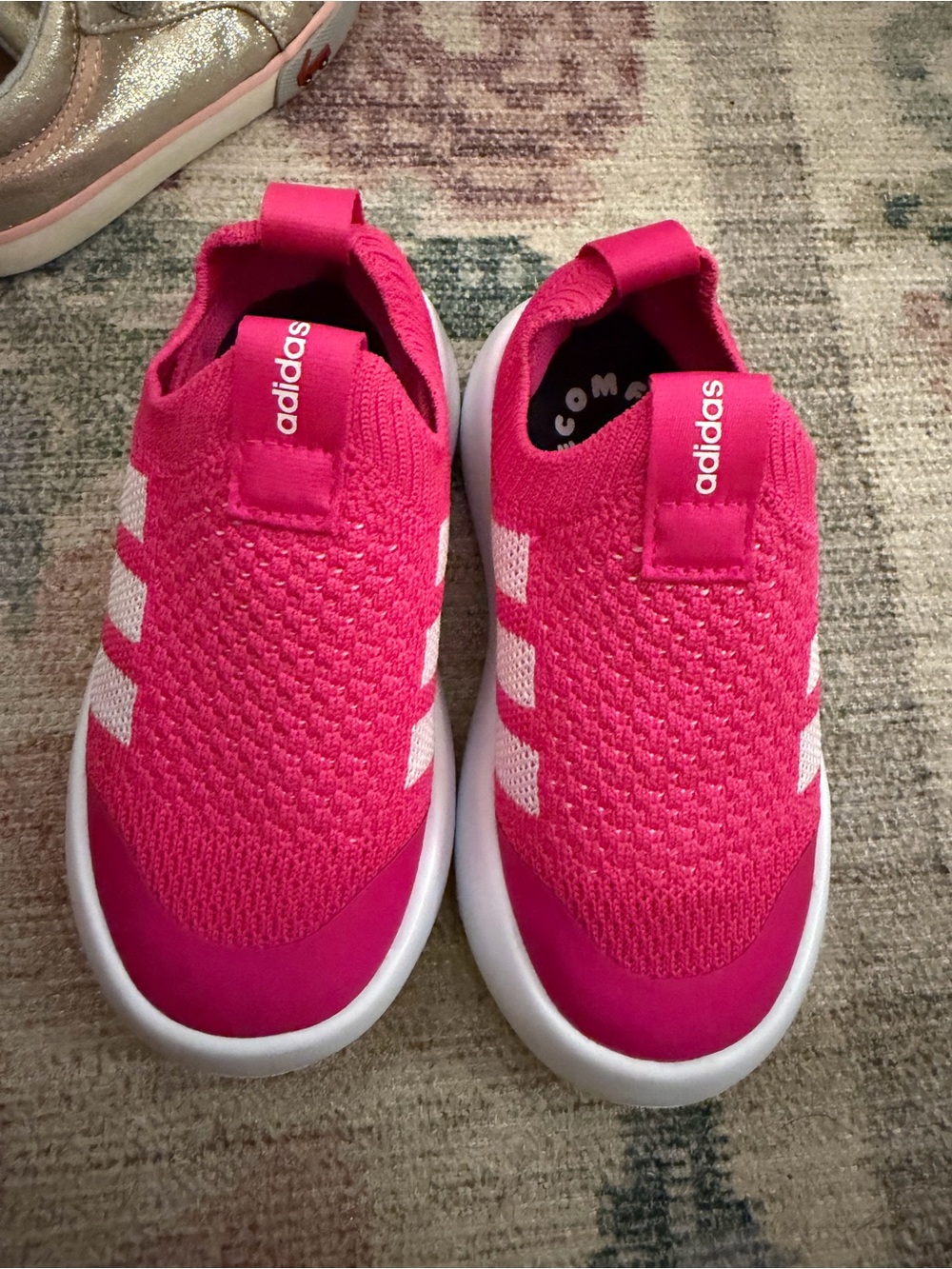 adidas Kids' Slip-On Athletic Shoes - size 9Pink New with out tags